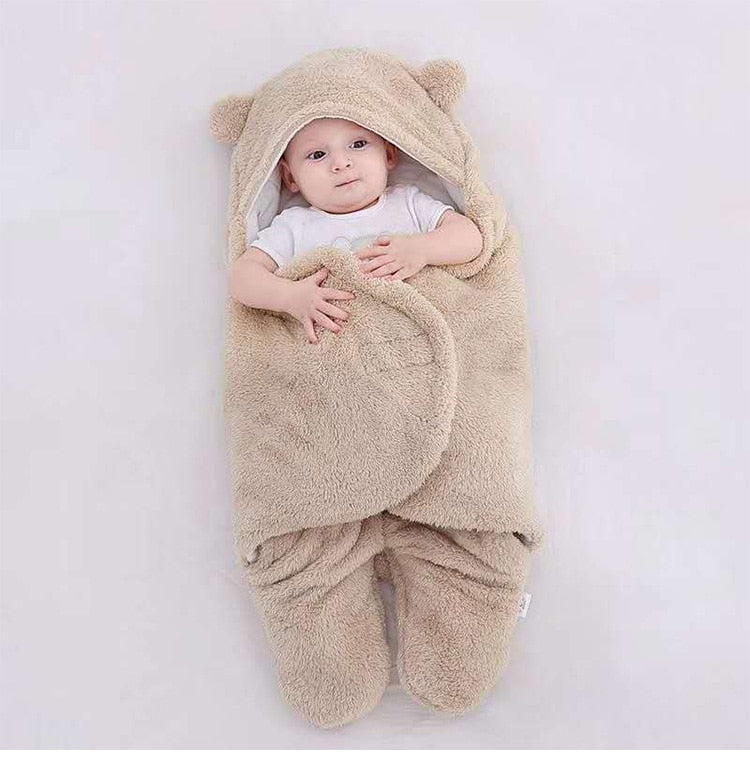 Couverture enveloppante en laine / Couverture à capuche pour bébé -  Thumbled